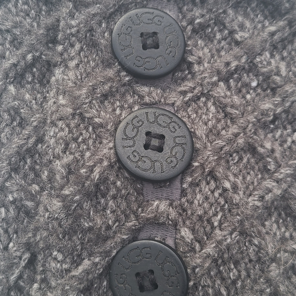 UGG boots - Picture 4 of 5